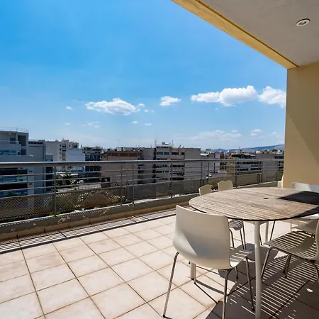 Koukaki 3 Bedrooms 6 Pers. Athens