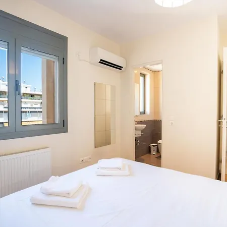 Koukaki 3 Bedrooms 6 Pers. *