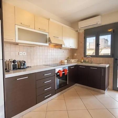 Koukaki 3 Bedrooms 6 Pers. Apartment Athens