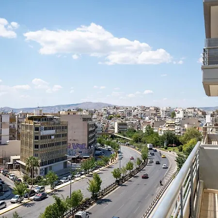 Koukaki 3 Bedrooms 6 Pers. Apartment